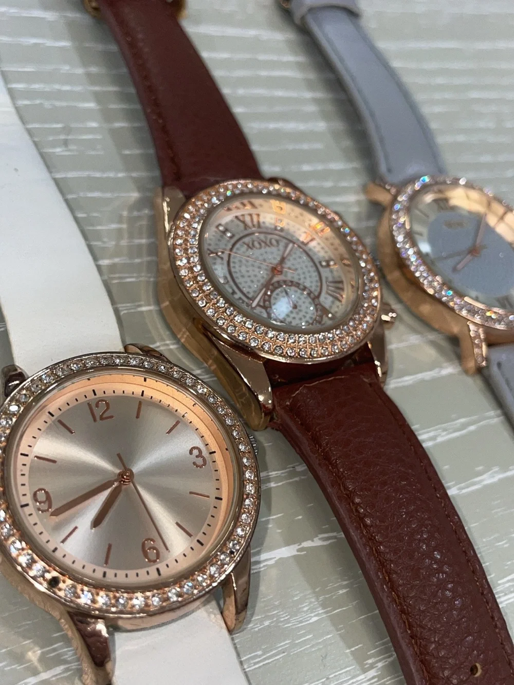 3 XOXO Women's Rose Gold Case White,brown and grey Leather Strap Watches